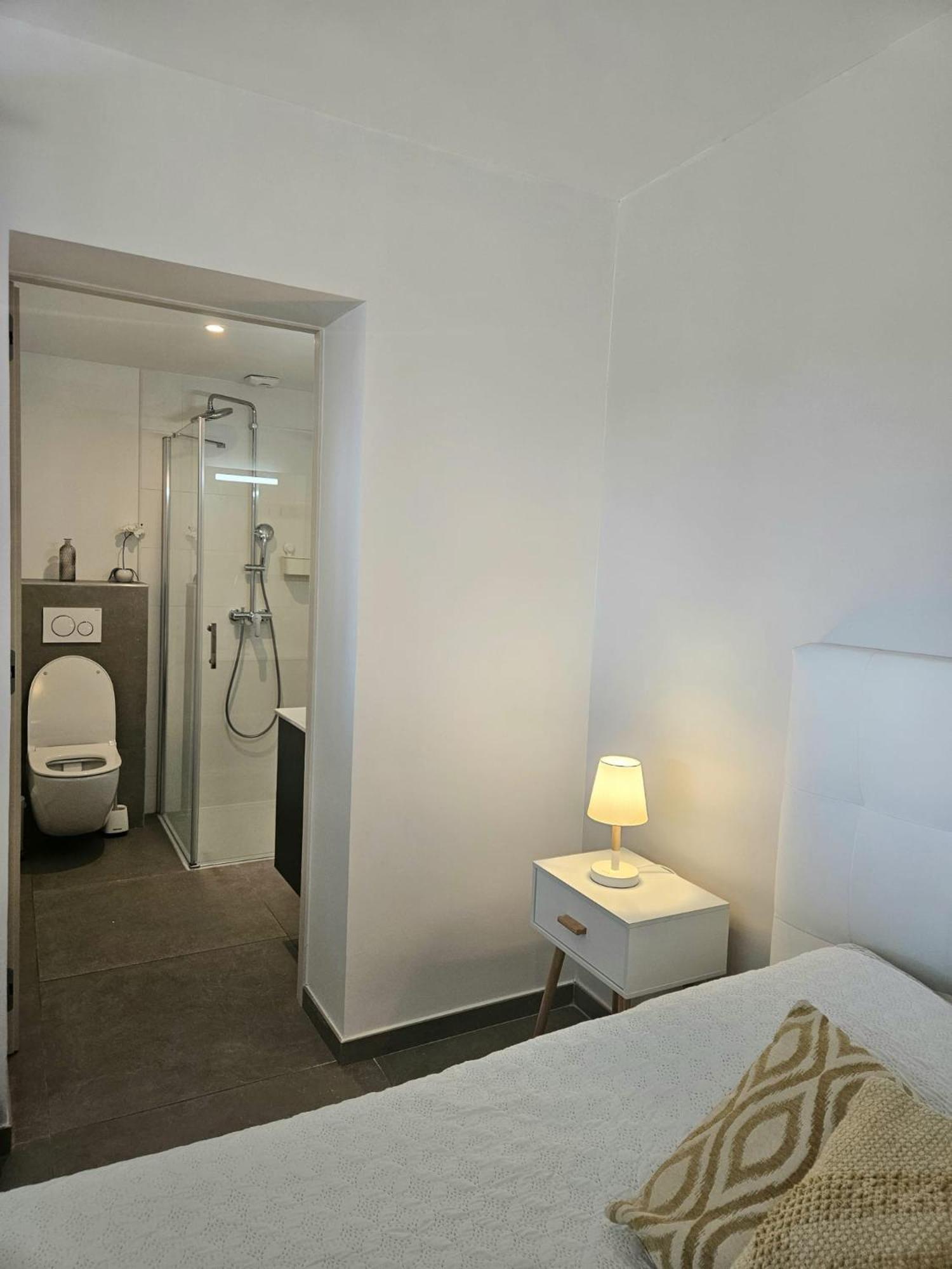 Twenty Rent Hotel กาญเนอ-ซูร์-แมร์ ภายนอก รูปภาพ