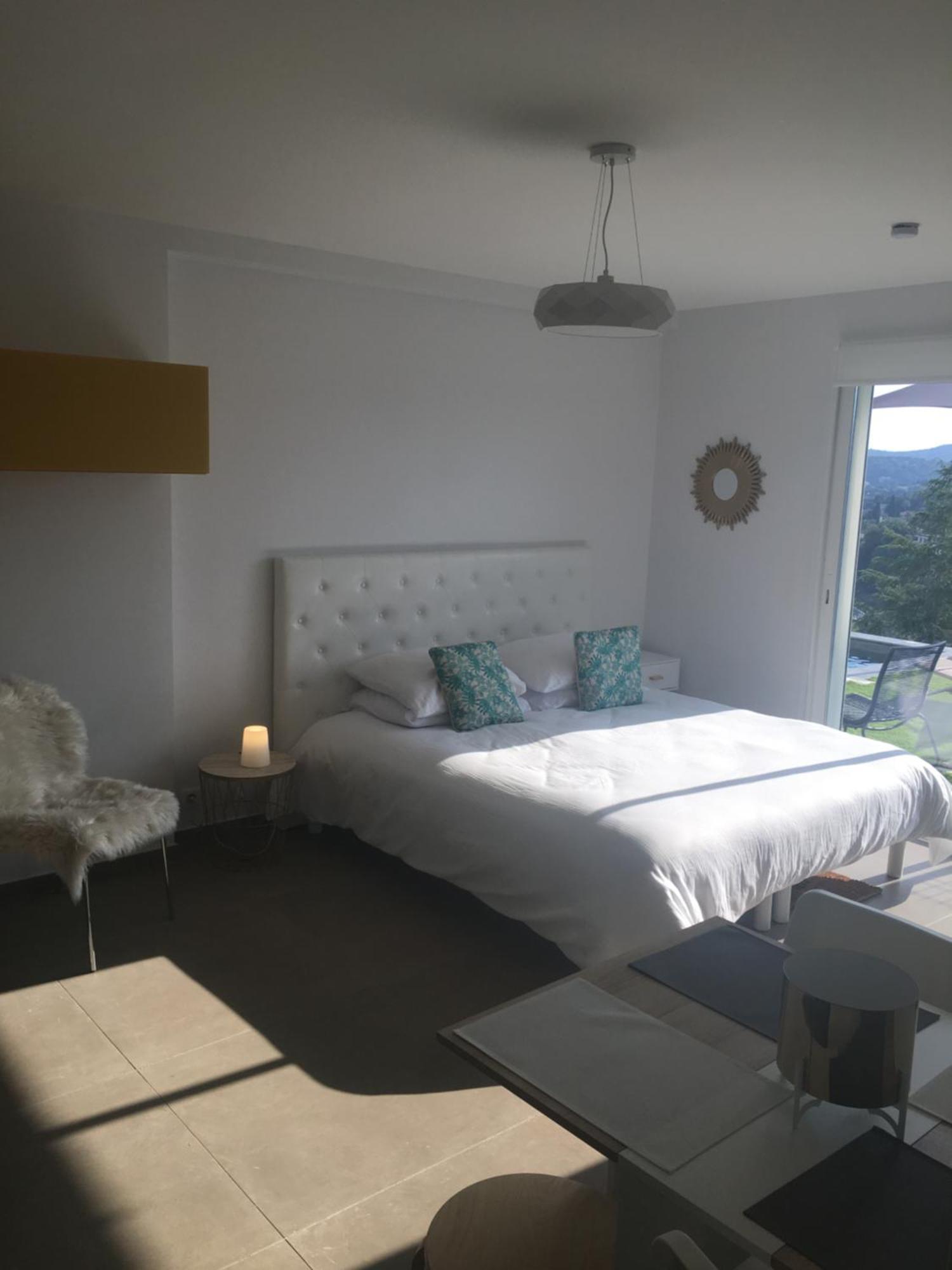 Twenty Rent Hotel กาญเนอ-ซูร์-แมร์ ภายนอก รูปภาพ