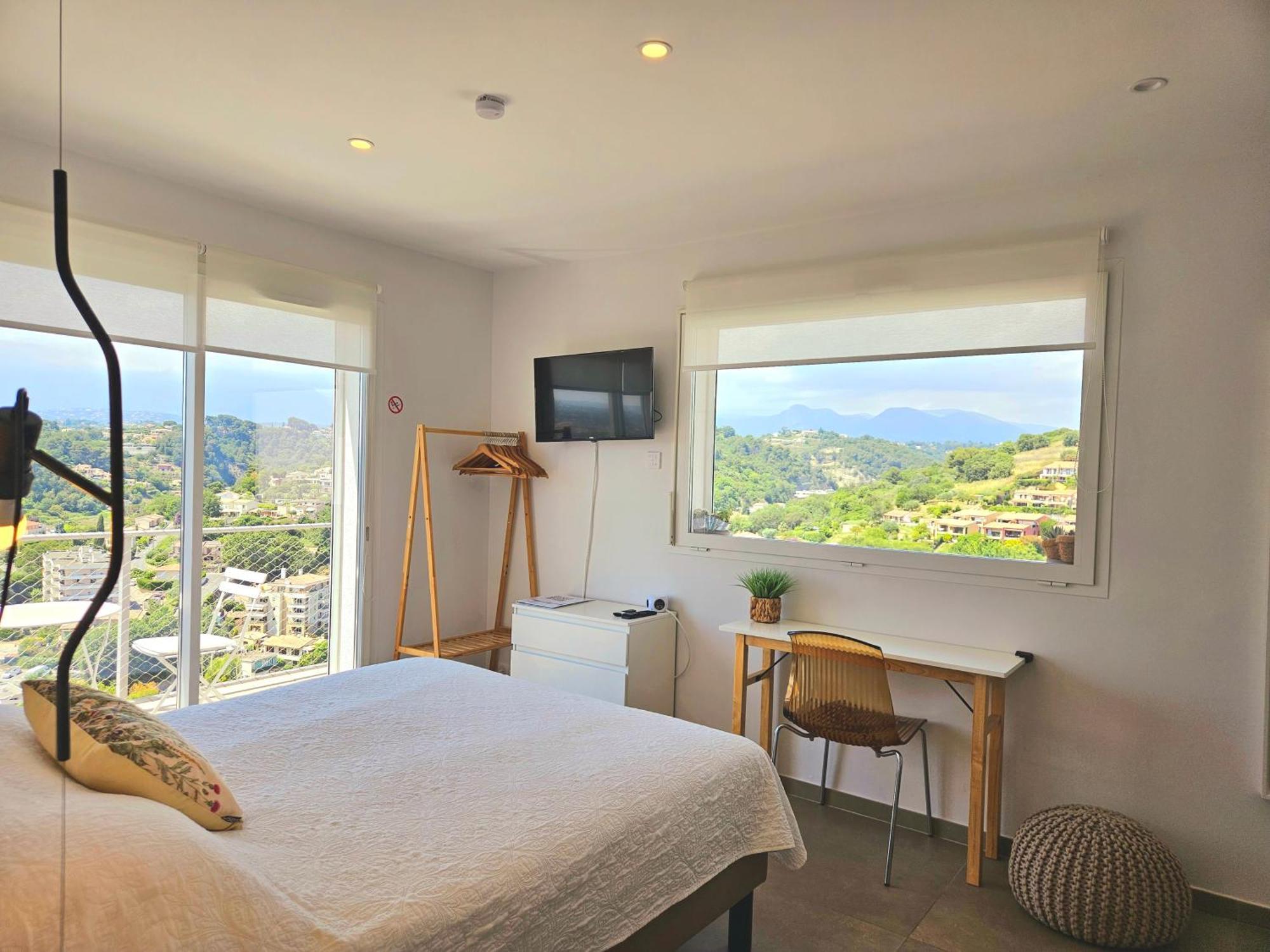 Twenty Rent Hotel กาญเนอ-ซูร์-แมร์ ภายนอก รูปภาพ